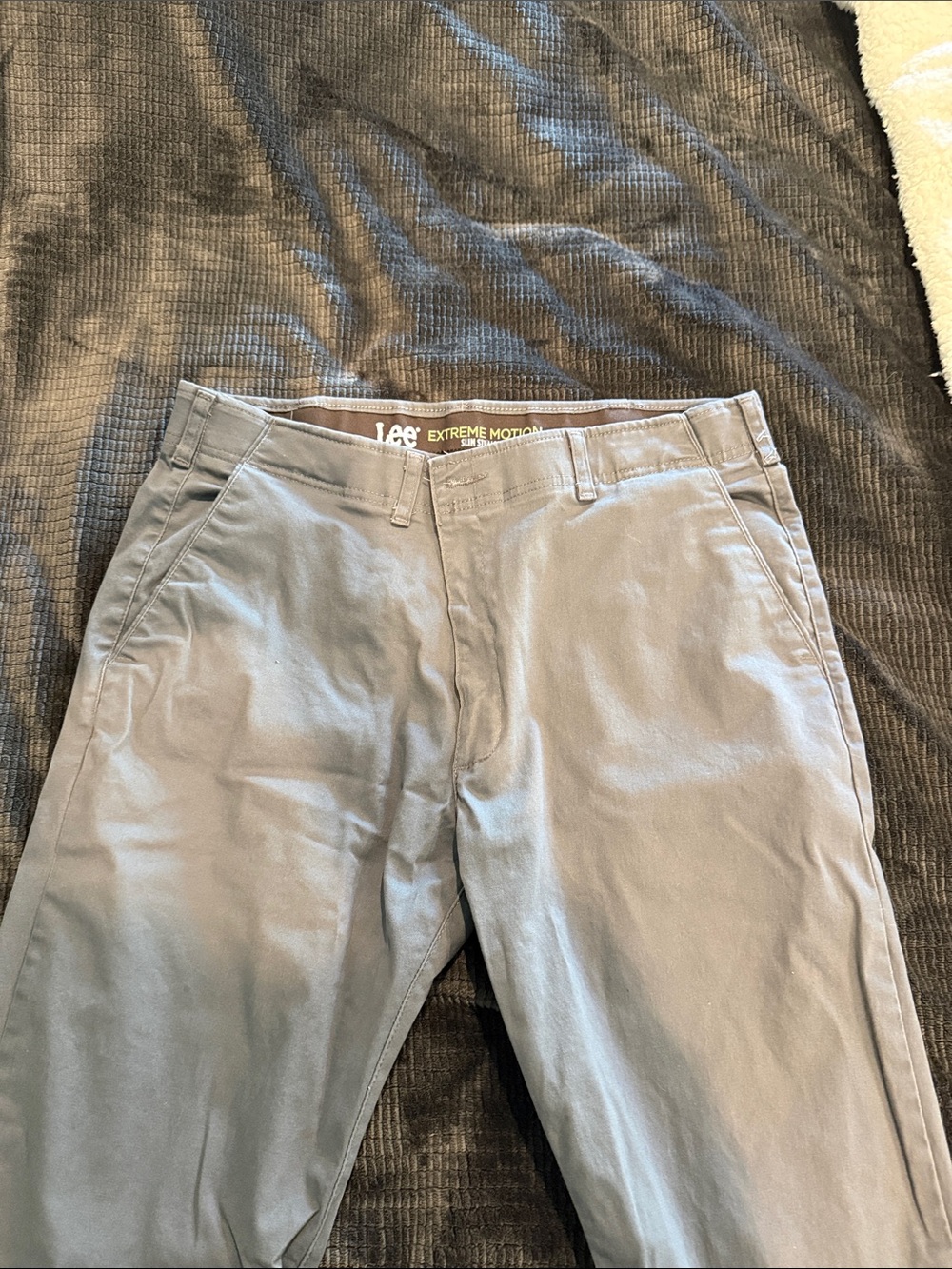 Lee Men's Light Gray Straight Fit Chinos
